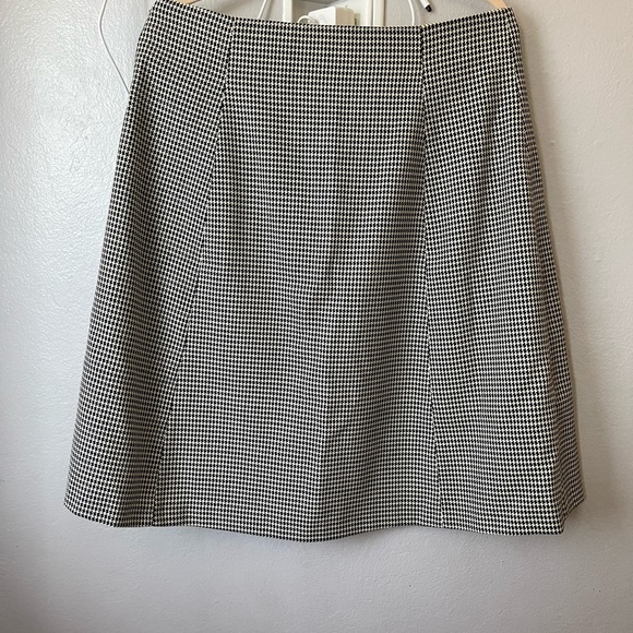 Guy Laroche - Picture 4 of 6